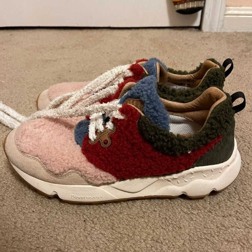 Flower Mountain Sherpa sneakers